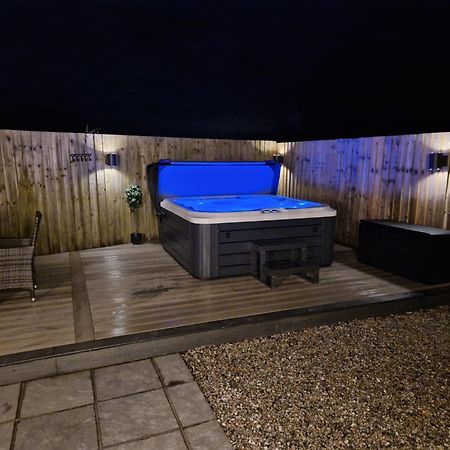 No 1 The Paddock - Spacious Holiday Home With A Hot Tub Bude Dış mekan fotoğraf