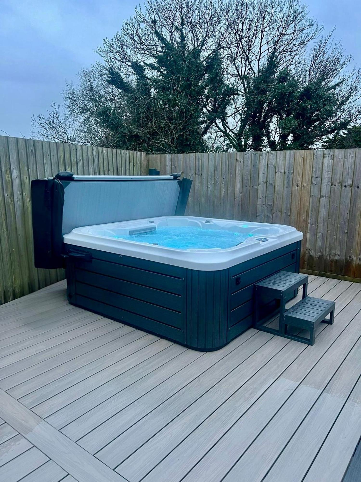 No 1 The Paddock - Spacious Holiday Home With A Hot Tub Bude Dış mekan fotoğraf